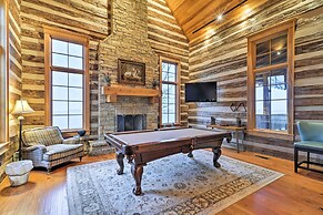 The Barn House: Caldwell Mtn Retreat w/ Hot Tub!