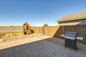 Flagstaff-area Family Home w/ Hot Tub & Patio