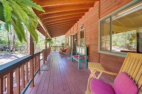 Hikers Haven: Pine Getaway w/ Wraparound Deck!