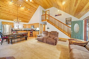 Hikers Haven: Pine Getaway w/ Wraparound Deck!