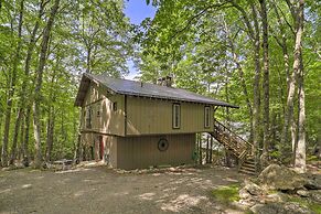 Beech Mountain Escape w/ Mtn Views & Fireplace!