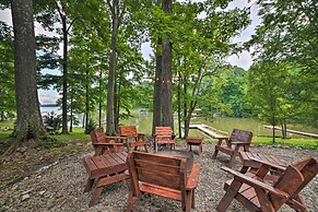 'pelican Bay Retreat' on Lake Barkley w/ Kayaks!