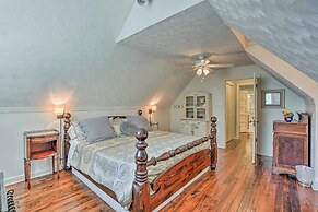 Historic Hot Springs Home < 1 Mi to Oaklawn!