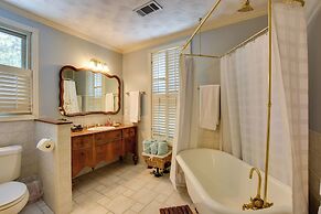 Historic Hot Springs Home < 1 Mi to Oaklawn!