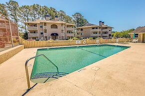 Little River Condo w/ Community Pool & Hot Tub!