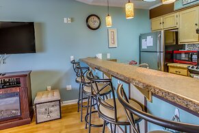 Little River Condo w/ Community Pool & Hot Tub!