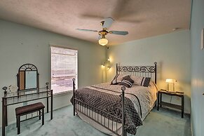 Walk to Rim View Trail: Page Home w/ Deck & Yard