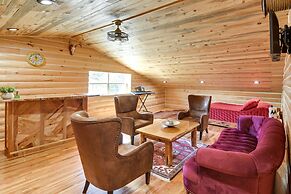 Early Cabin w/ Deck ~ 20 Mi to Lake Brownwood!