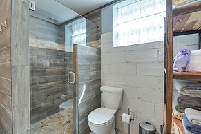 Early Cabin w/ Deck ~ 20 Mi to Lake Brownwood!