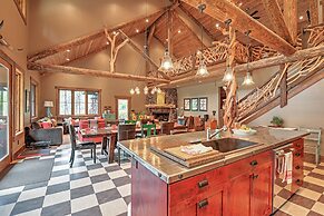 Ashland Lodge w/ Lake Views & Game Room Loft