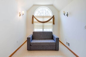 Hot Tub, Game Room & Fire Pit: Poconos Retreat