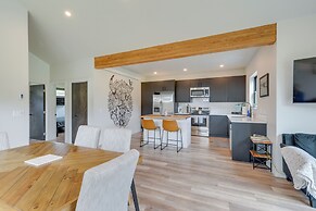 Quiet Alpine Hideaway w/ Panoramic Mountain Views!