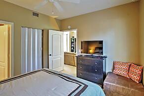 Phoenix Abode: Pool Access, Near Bellair Golf Club