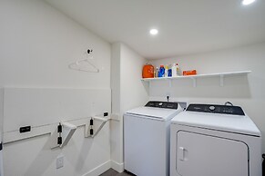 Hot Tub, Mountain Views: Scenic Prescott Home