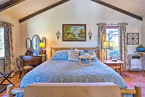 Cozy 'story Book Barn Cottage' w/ Scenic View