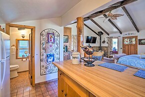 Cozy 'story Book Barn Cottage' w/ Scenic View