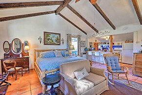 Cozy 'story Book Barn Cottage' w/ Scenic View