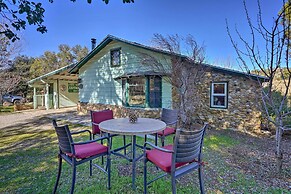 Cozy 'story Book Barn Cottage' w/ Scenic View