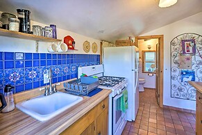 Cozy 'story Book Barn Cottage' w/ Scenic View