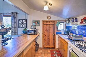 Cozy 'story Book Barn Cottage' w/ Scenic View