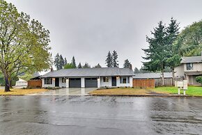 Lovely Vancouver Retreat w/ Home Gym!