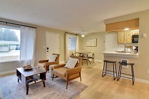 Lovely Vancouver Retreat w/ Home Gym!