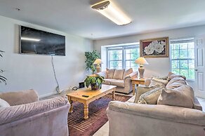 Elkridge Townhome ~ 15 Mi to Dtwn Baltimore!