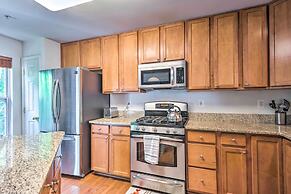 Elkridge Townhome ~ 15 Mi to Dtwn Baltimore!