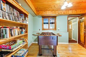 13 Mi to Dtwn: Lakefront Cottage w/ Dock