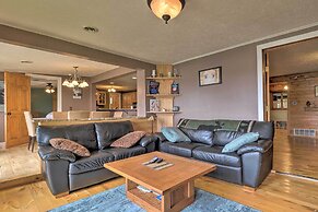 13 Mi to Dtwn: Lakefront Cottage w/ Dock