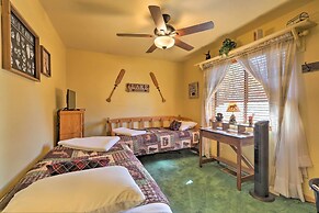 Rustic Cabin w/ Deck ~ 4 Mi to Old Town Flagstaff!