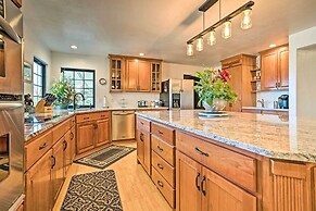 Mountain Escape - 7 Miles to Mission Ridge Resort!