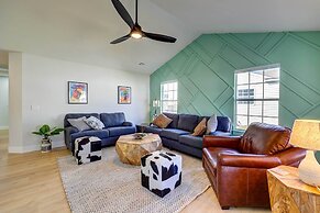 Chic Bentonville Home w/ Patio & Fire Pit!