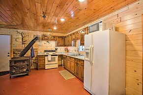 400-acre Outdoor Enthusiast's Lodge in Mancelona!