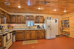 400-acre Outdoor Enthusiast's Lodge in Mancelona!