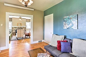 Walk to Downtown: Custer Retreat w/ Fire Pit!