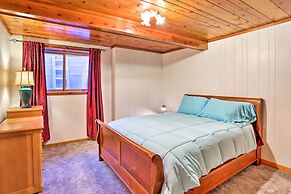 Custer Retreat w/ Pool Access, Walk to Downtown!