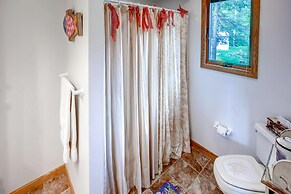 Lavish Charlevoix Home on Lake Michigan, Fire Pit