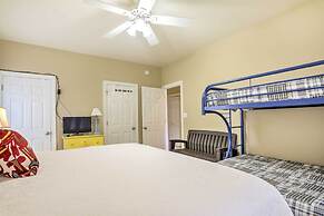 Gulf Shores Family Home w/ Deck, Walk to Beach!
