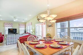 Gulf Shores Family Home w/ Deck, Walk to Beach!