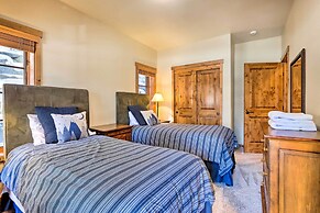 Ski-in/ski-out Donnelly Townhome w/ Hot Tub!