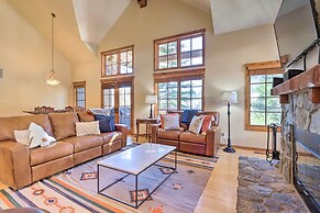 Ski-in/ski-out Donnelly Townhome w/ Hot Tub!