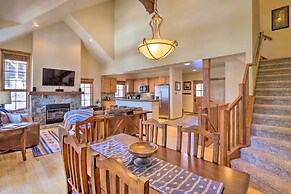 Ski-in/ski-out Donnelly Townhome w/ Hot Tub!