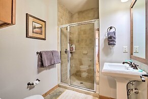 Ski-in/ski-out Donnelly Townhome w/ Hot Tub!