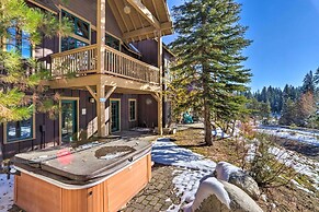 Ski-in/ski-out Donnelly Townhome w/ Hot Tub!