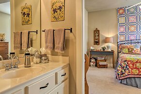 Cozy Texas Retreat w/ Patio, Grill & Fire Pit!