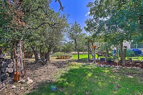 Cozy Texas Retreat w/ Patio, Grill & Fire Pit!