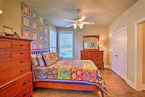 Cozy Texas Retreat w/ Patio, Grill & Fire Pit!