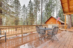 Peaceful Garden Valley Cabin w/ Private Deck!