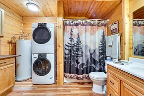 Peaceful Garden Valley Cabin w/ Private Deck!